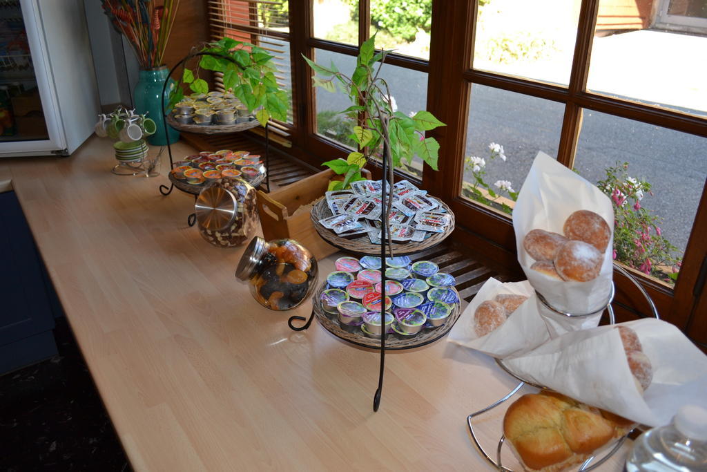 Hotel Restaurant Davat Brison-Saint-Innocent Extérieur photo