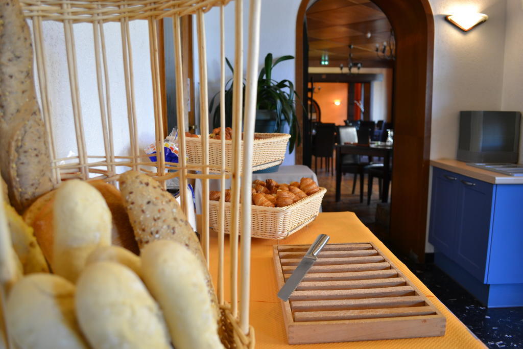 Hotel Restaurant Davat Brison-Saint-Innocent Extérieur photo