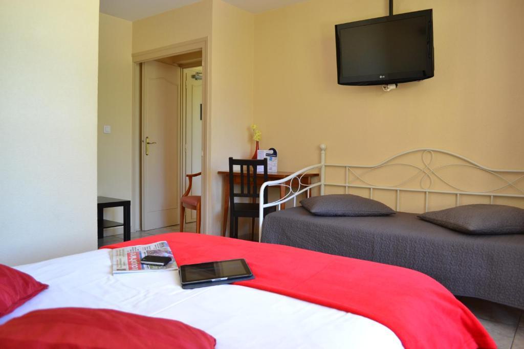 Hotel Restaurant Davat Brison-Saint-Innocent Chambre photo